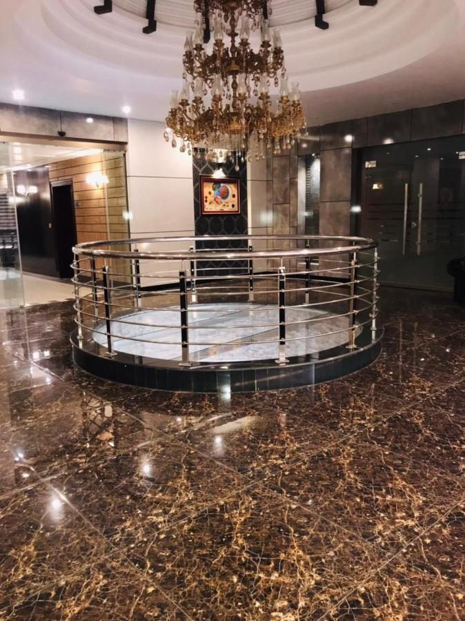 Royaute Luxury Hotel Sialkot Eksteriør billede