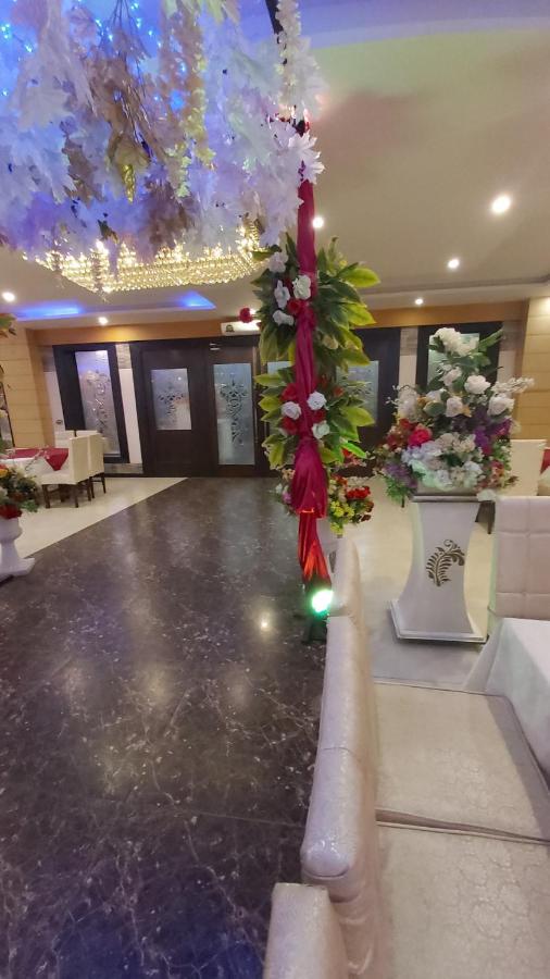 Royaute Luxury Hotel Sialkot Eksteriør billede